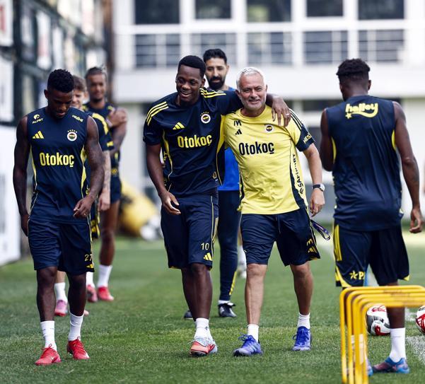 Fenerbahçede Göztepe mesaisi başladı