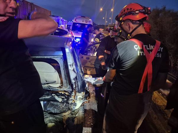 İstanbul-İzmir Otoyolunda zincirleme kaza: 11 yaralı