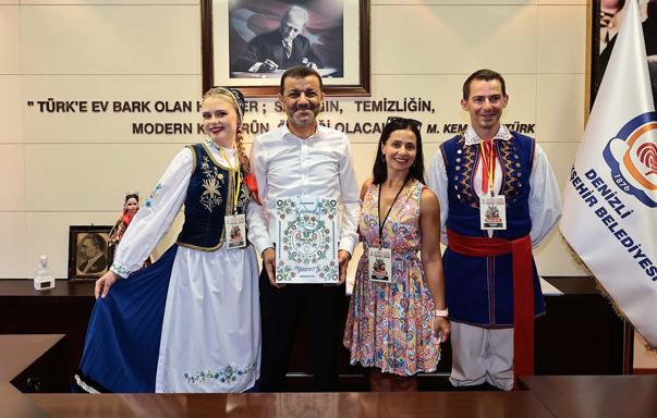 Denizlide 18inci Uluslararası Halk Dansları Festivali coşkusu başladı