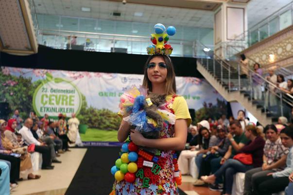 Bağcılarda geri dönüşüm defilesi yapıldı