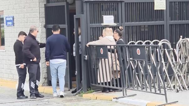 Büyükçekmecede 3 kişinin öldüğü cinayetlerin şüphelisi adliyeye sevk edildi