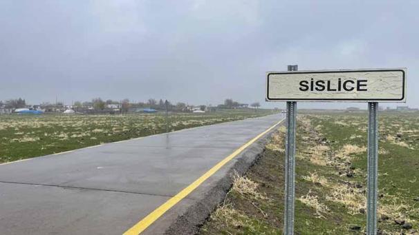 Tartıştığı eşi ve oğlunu öldürdü