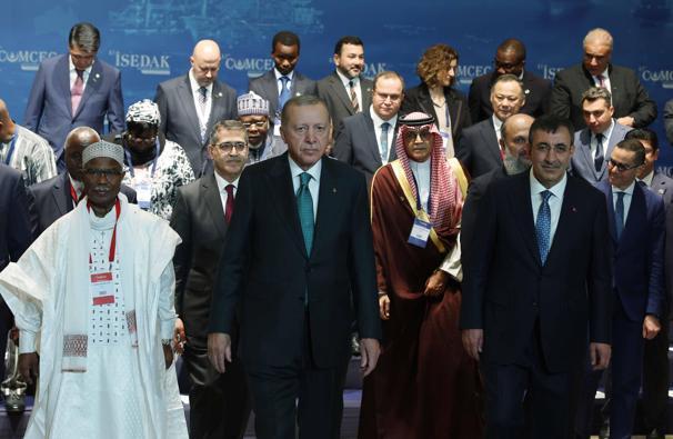 Cumhurbaşkanı Erdoğan: Barışa giden yolu da hedef alan İsrail saldırıları, kalıcı çözümün önüne asla geçemeyecektir