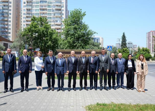 Türkiye-Azerbaycan Üniversitesi’nin 7’nci Mütevelli Heyeti Toplantısı Baküde gerçekleştirildi