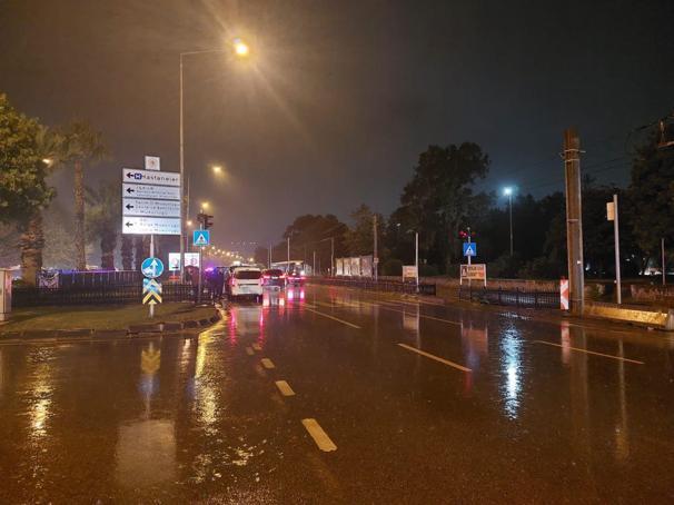 Kamyonetin çarptığı 2 çocuk öldü