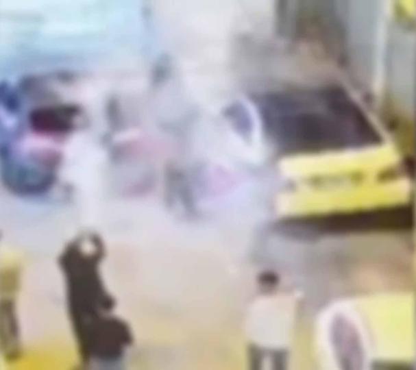 Beyoğlunda kız isteme töreninde havai fişek atarak evi yakan şüpheli: Elime havai fişek verdiler çok pişmanım