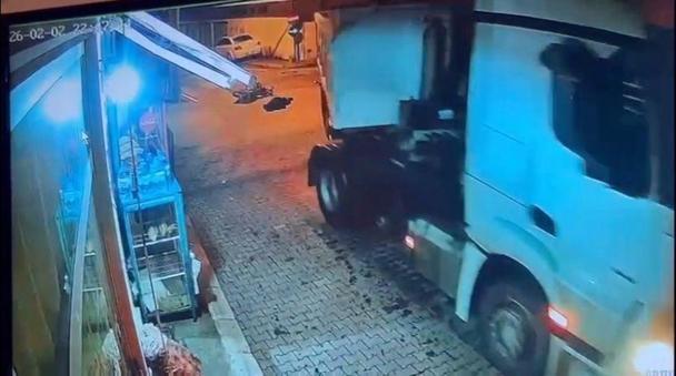 Aydın’da motosiklet sürücüsünün öldüğü kazanın kamera görüntüleri ortaya çıktı