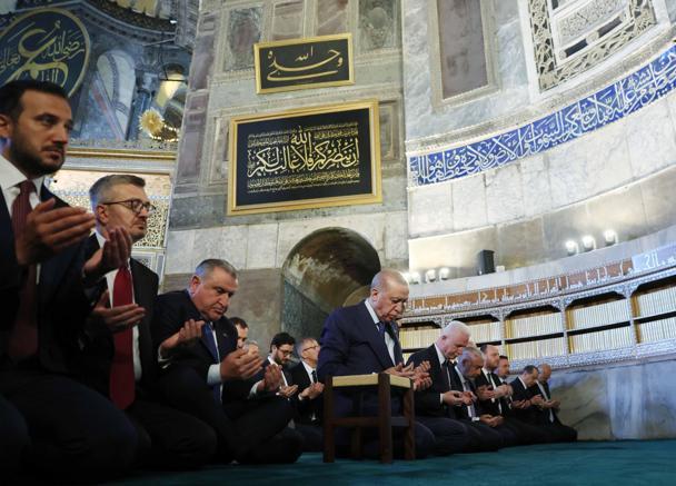 Cumhurbaşkanı Erdoğan, cuma namazını Ayasofya-i Kebir Cami-i Şerifinde kıldı