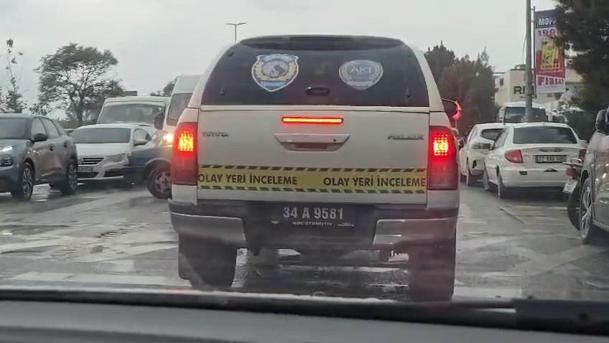 Tuzla Tersaneler Bölgesinde gemi yan yattı: 1 ölü