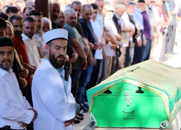 Düğün öncesi gelin almada silahla ateş açıldı: 1 ölü, 2 yaralı