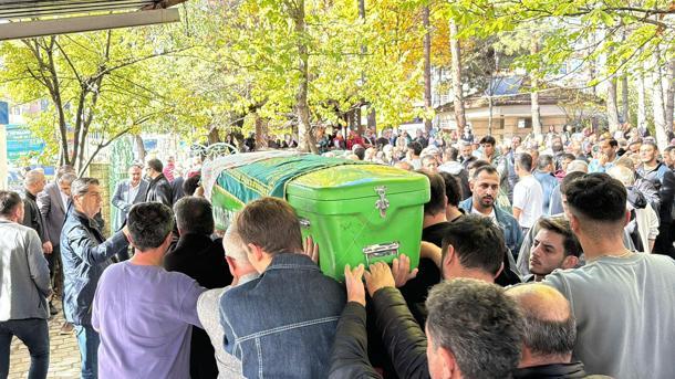 Motosiklet kazasında ölen Hilal, son yolculuğuna uğurlandı