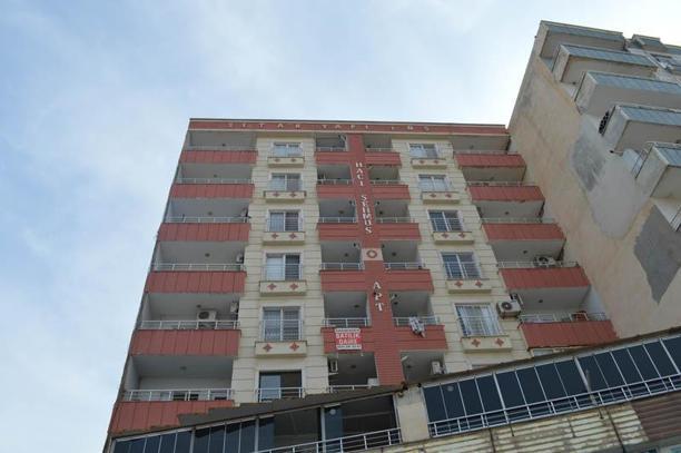 Mardinde eşi ve 5 yaşındaki kızıyla evde ölü bulunan Mehmet Kayanın ağabeyi: Acımızı yaşayamaz duruma geldik