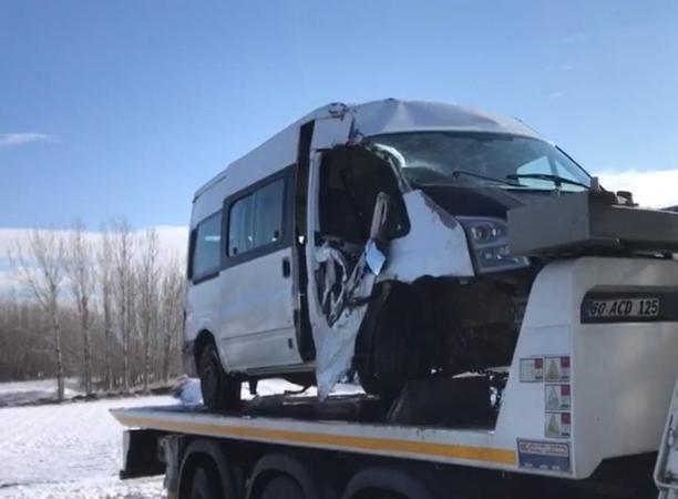 Tokatta askeri personel servisi devrildi: 1 şehit, 3 yaralı