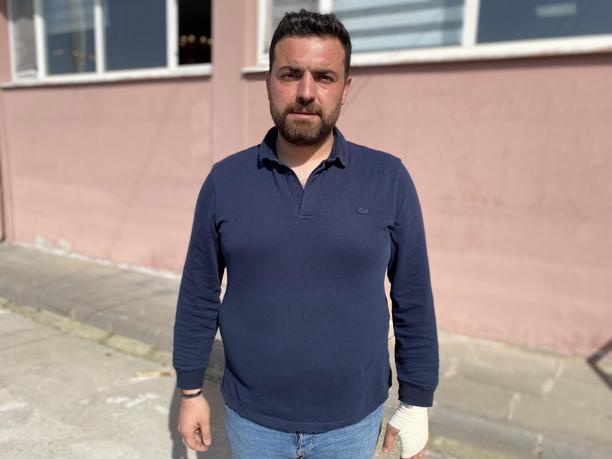 Kadın futbolcular rakiplerine saldırdı