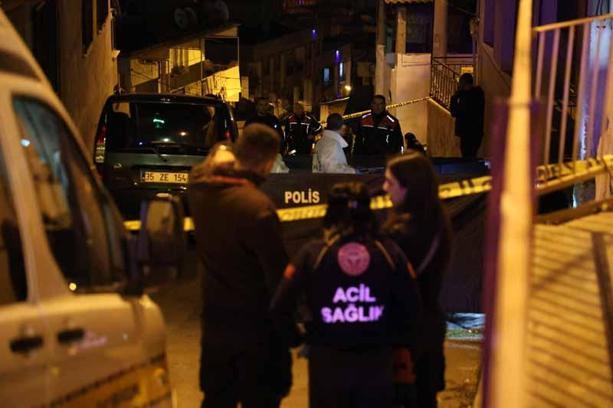 İzmir’de 2 çocuğunun annesi eski eşini öldürüp, intihar etti