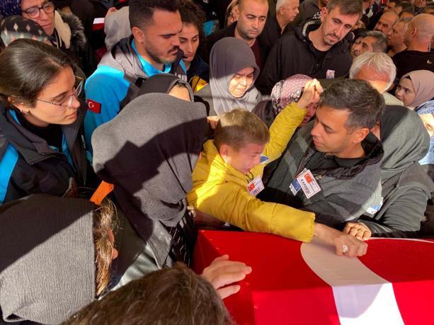 Şehitler memleketlerinde son yolculuğuna uğurlandı