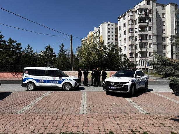 Uzaklaştırma kararı olan eski eşi bıçakla yaraladı