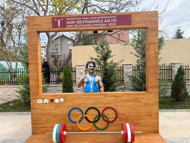 Naim Süleymanoğlunun müzeye dönüştürülen evi, Bulgaristanda törenle açıldı