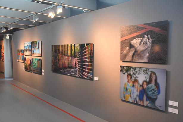 Sanatçı Çerkes Karadağın fotoğraf sergisi Folkartta açıldı