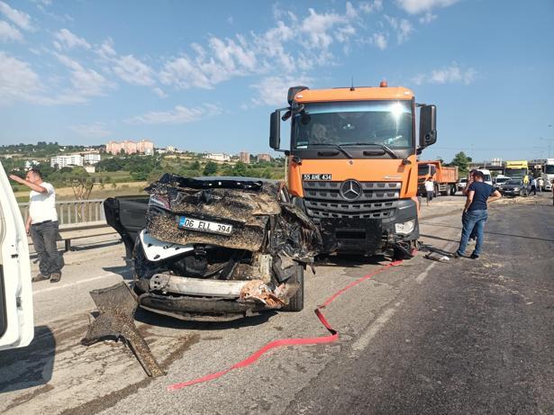 Samsun’da 8 aracın karıştığı zincirleme kaza; 2 yaralı