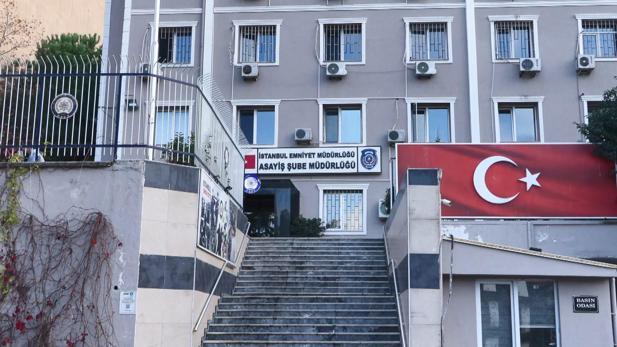 Çekmeköyde polisin şehit edildiği operasyonda gözaltına alınanlar adliyeye sevk edildi