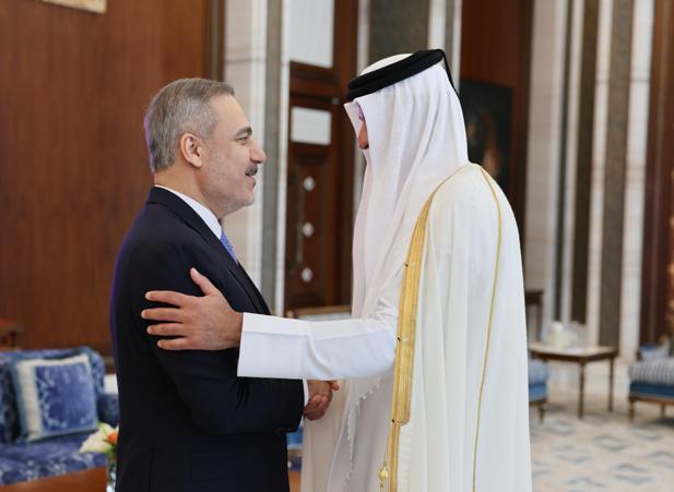 Dışişleri Bakanı Hakan Fidan, Katar Emiri Al Sani ile görüştü