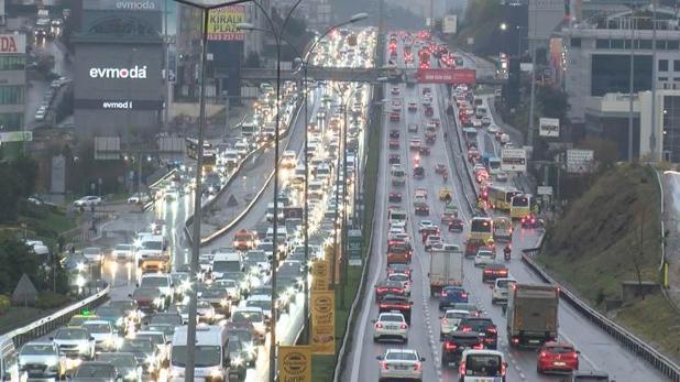 İstanbulda trafik yoğunluğu yüzde 78e ulaştı