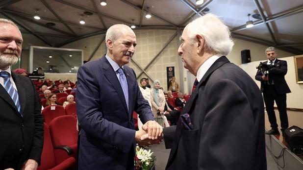 TBMM Başkanı Kurtulmuş: Türkiye kendi anayasasını yaparak önündeki bütün engelleri kaldıracak