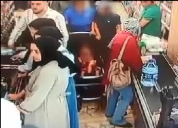 Avcılarda bebek arabasıyla hırsızlık kamerada