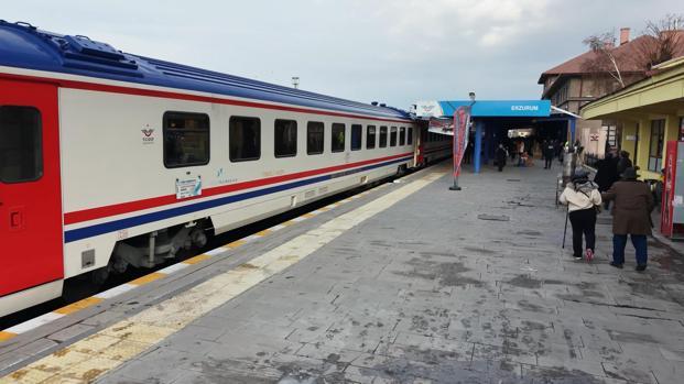Turistik Doğu Ekspresi, Erzincanın ardından Erzurumda