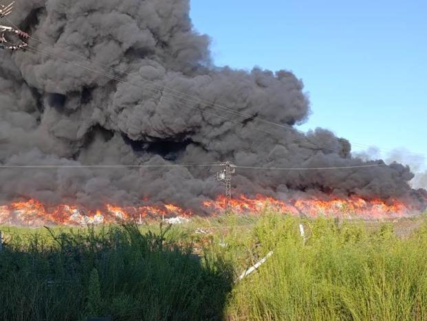 Adanada geri dönüşüm fabrikasında çıkan yangın kontrol altında