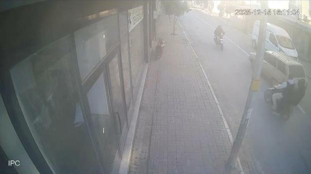 Motosikletlerin çarpıştığı kaza kamerada; 15 yaşındaki Tunahan öldü, 2 yaralı