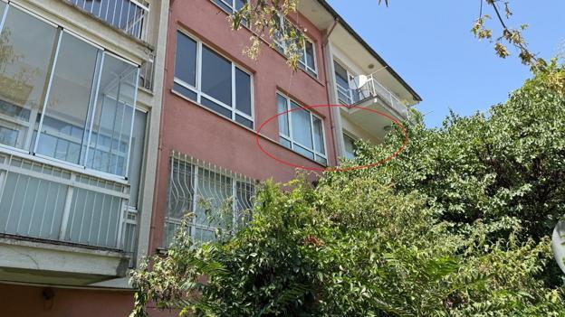 Boşanma aşamasındaki eşi tarafından boğazı kesilen Saliha, kurtarılamadı