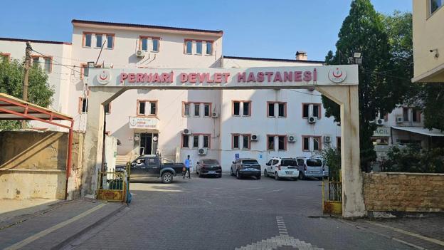 Öğretmenleri taşıyan minibüsle hafif ticari araç çarpıştı: 12 yaralı