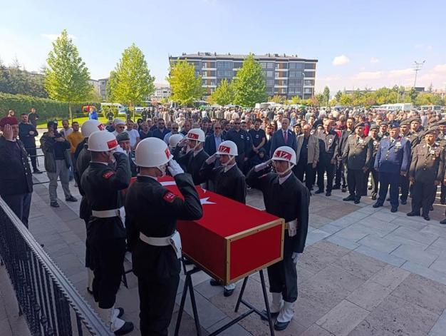KKTCde kazada hayatını kaybeden teğmen, Afyonkarahisarda toprağa verildi