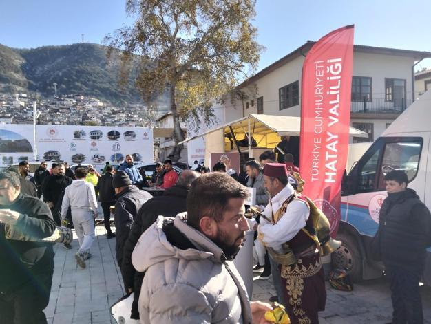 Asrın felaketinde ağır hasar alan Habib-i Neccar Camisinde ilk cuma