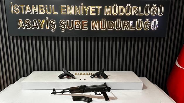 Şişlide plaza kurşunlayan 5 kişi silahlarla birlikte yakalandı