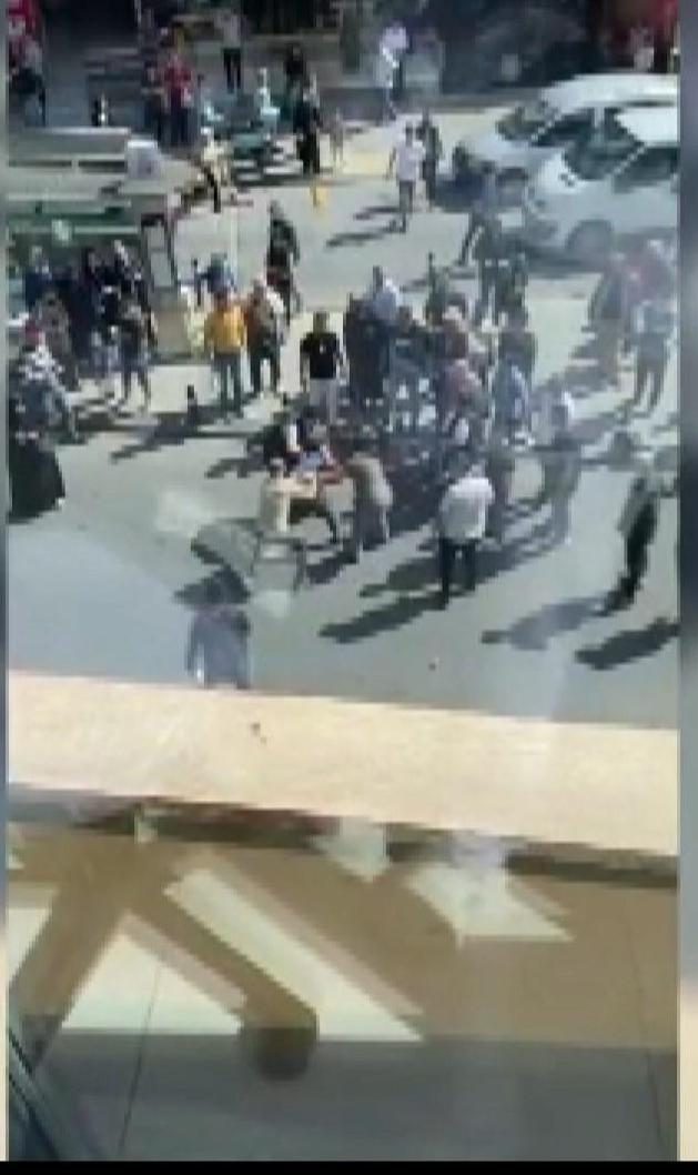 Güngörende polise direnen sürücü ortalığı birbirine kattı