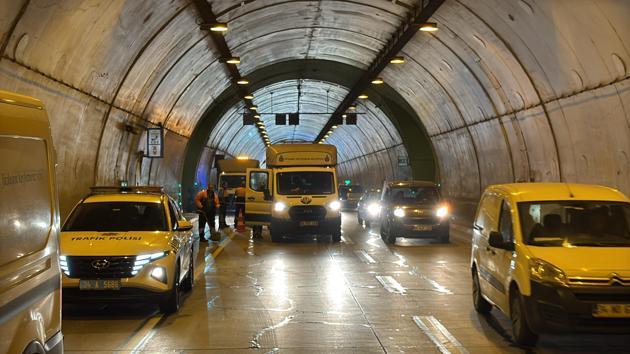 Bomonti-Dolmabahçe Tüneli’nde 2 araca çarparak takla atan astsubay öldü