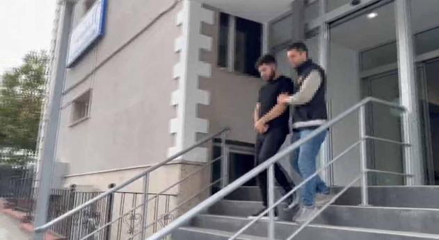 Şişli’de tekel bayinde silahlı saldırı; sandalyeyle kendini korumaya çalıştı