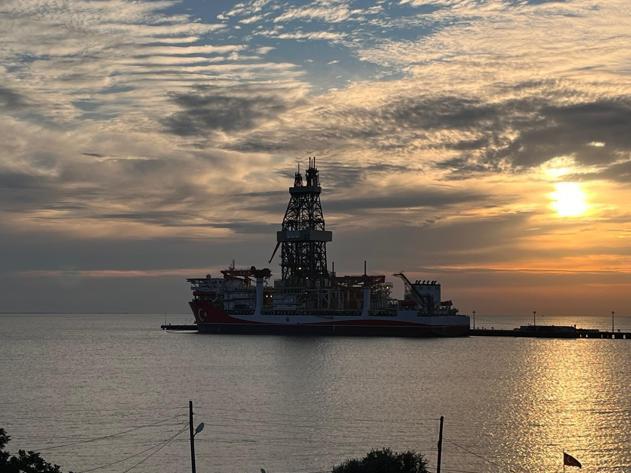 Türkiye’nin 6’ncı sondaj gemisi Mersin’e ulaştı