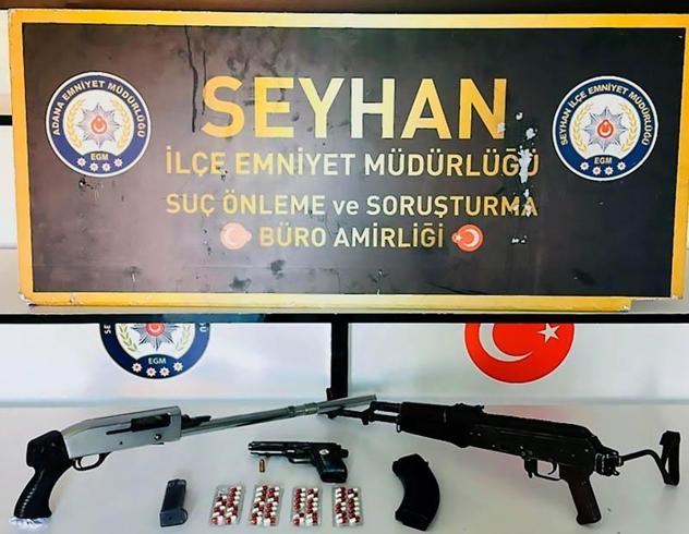 Güvercin kulübesinden Kalaşnikof çıktı; birbirlerini suçlayan kuzenler tutuklandı