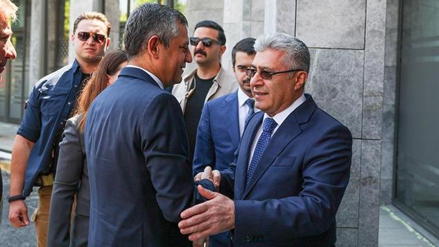 Özgür Özel, Yargıtay Cumhuriyet Başsavcısı Şentürk’ü ziyaret etti