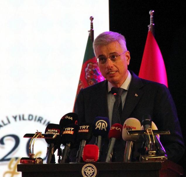 Bakan Göktaş: Aileyi, geleceğe güvenle bakan bir toplumun temeli haline getiriyoruz