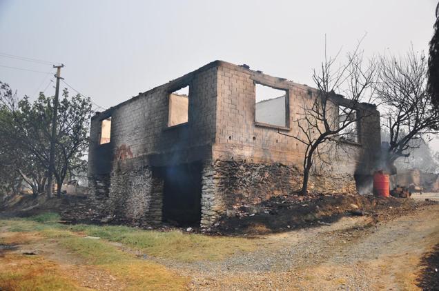 Manisadaki orman yangını, 116,5 saat sonra kontrol altında