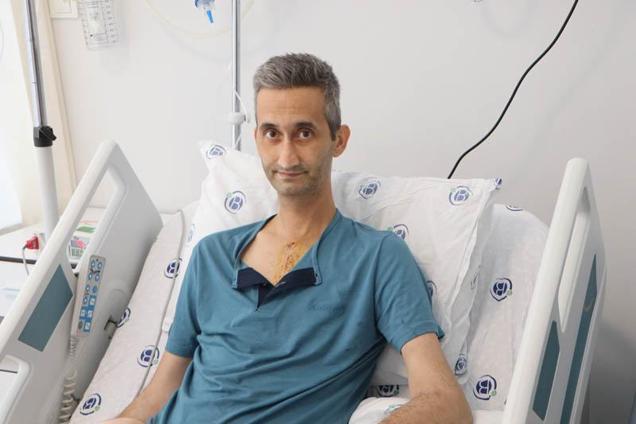 Kalbindeki balonlaşma nedeniyle 3’üncü kez ameliyat olan dünyadaki ilk hasta oldu