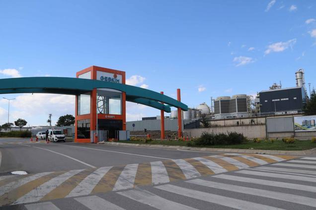 Petrokimya tesisinde patlama: 2 ölü