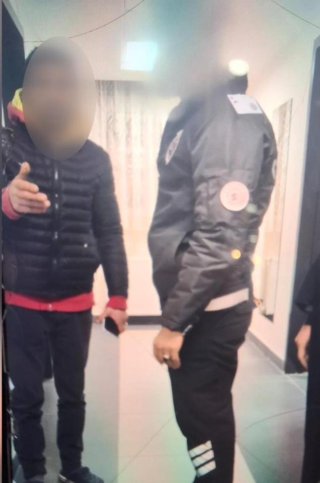 Mutfak görevlisiyim diyerek girdiği kız yurdunda takip ettiği öğrenciye arkadaşlık teklif etti, gözaltına alındı