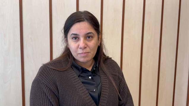 Dükkanına girdiği kuyumcunun çığlıkla panik butonuna bastığını görüp kaçtı