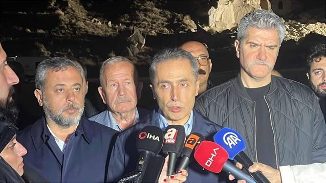 Kapadokyada peribacasından kopan kayalar düştü; 3 ölü 5 yaralı